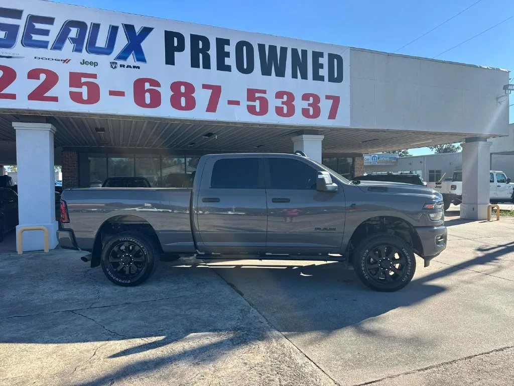 Used 2026 White Ram Big Horn image 19