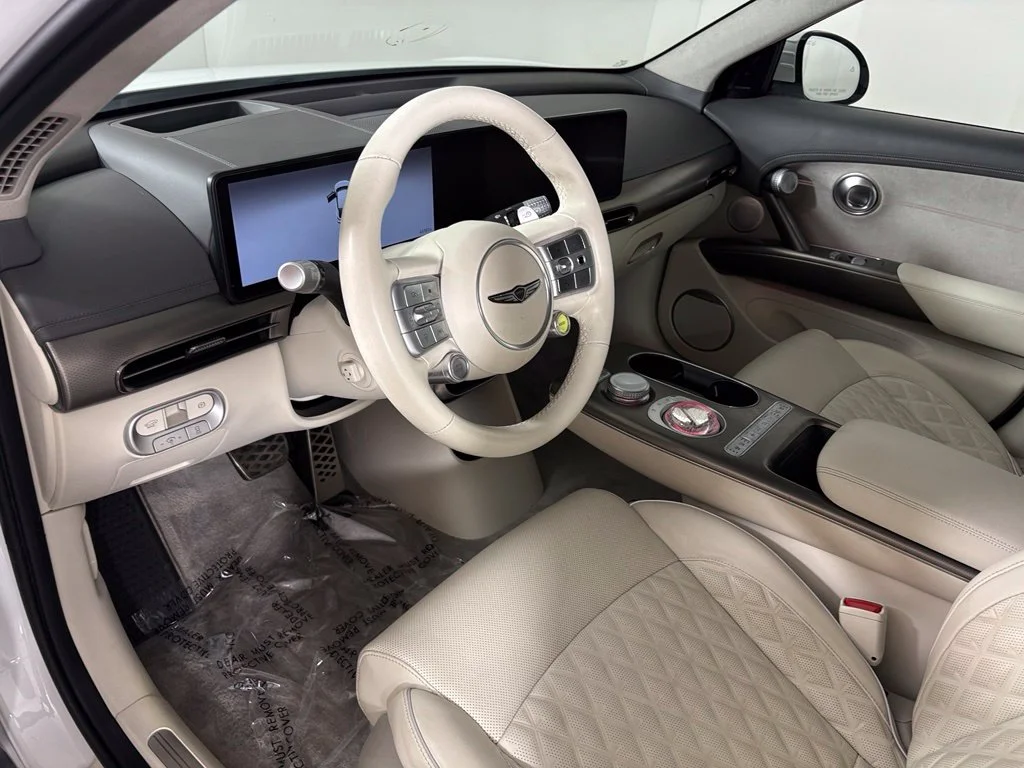 Used 2023 White Genesis Performance image 17