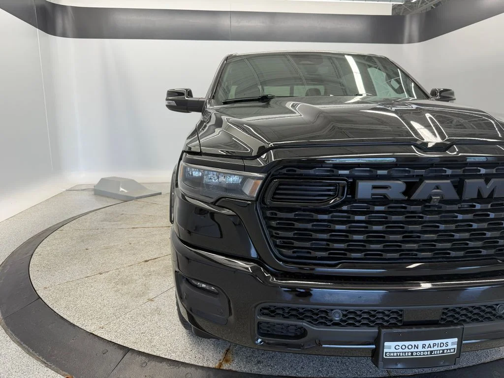 New 2026 Diamond Black Crystal Pearl-Coat Exterior Paint Ram Big Horn/Lone Star image 4