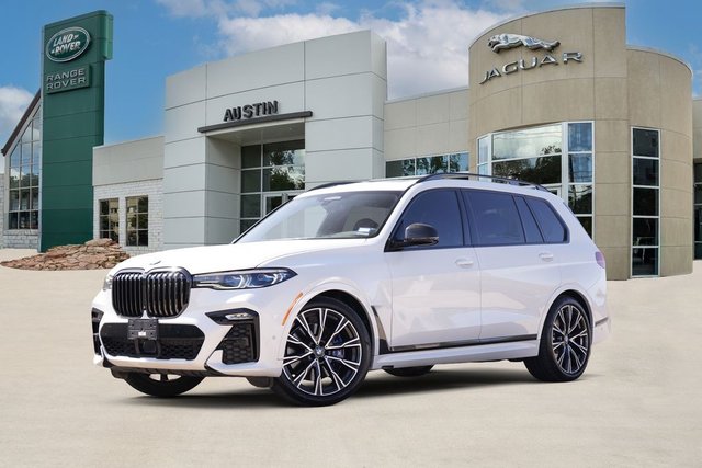 2022 BMW X7 M50i