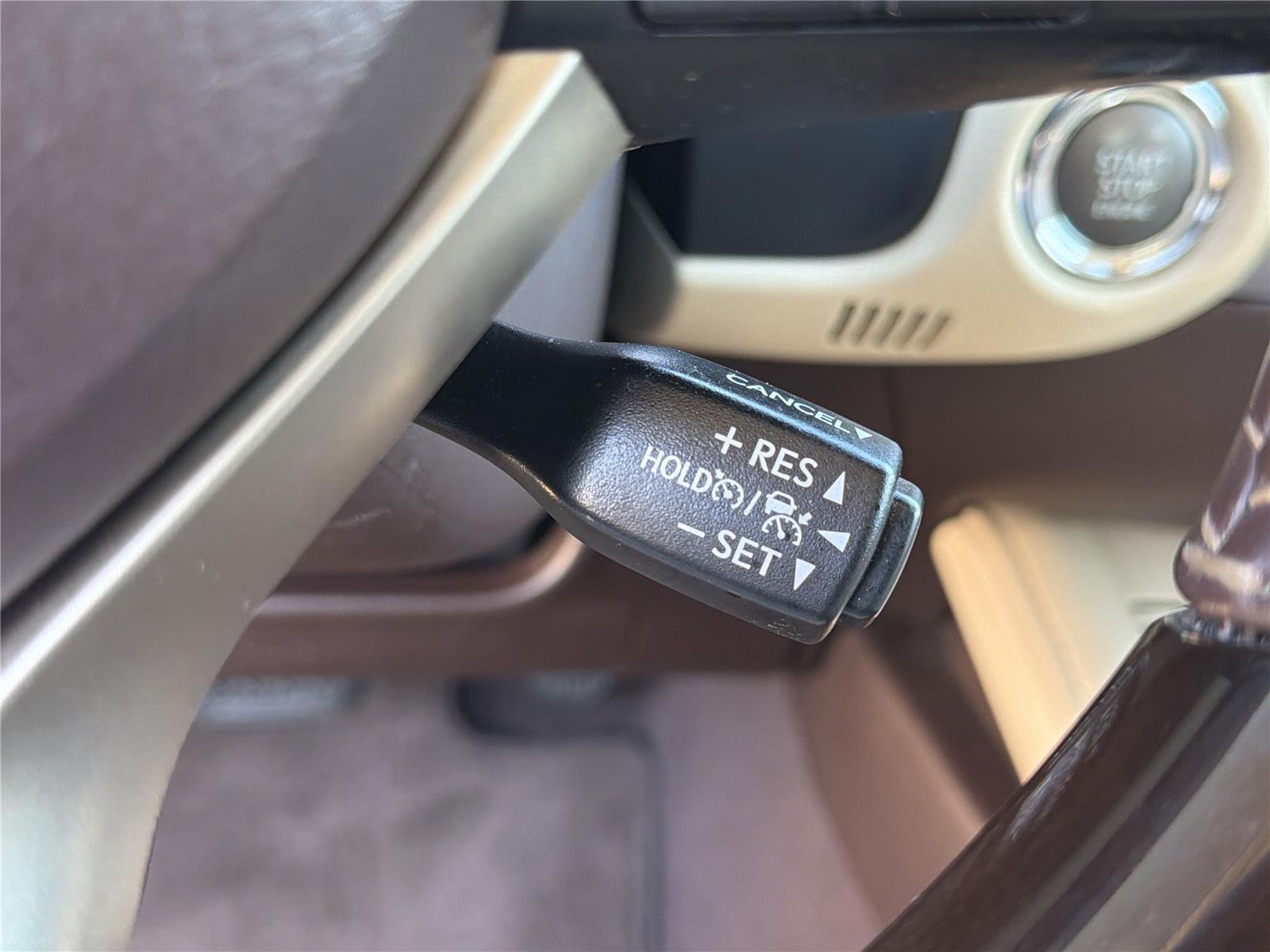 Used 2018  LEXUS  image 13