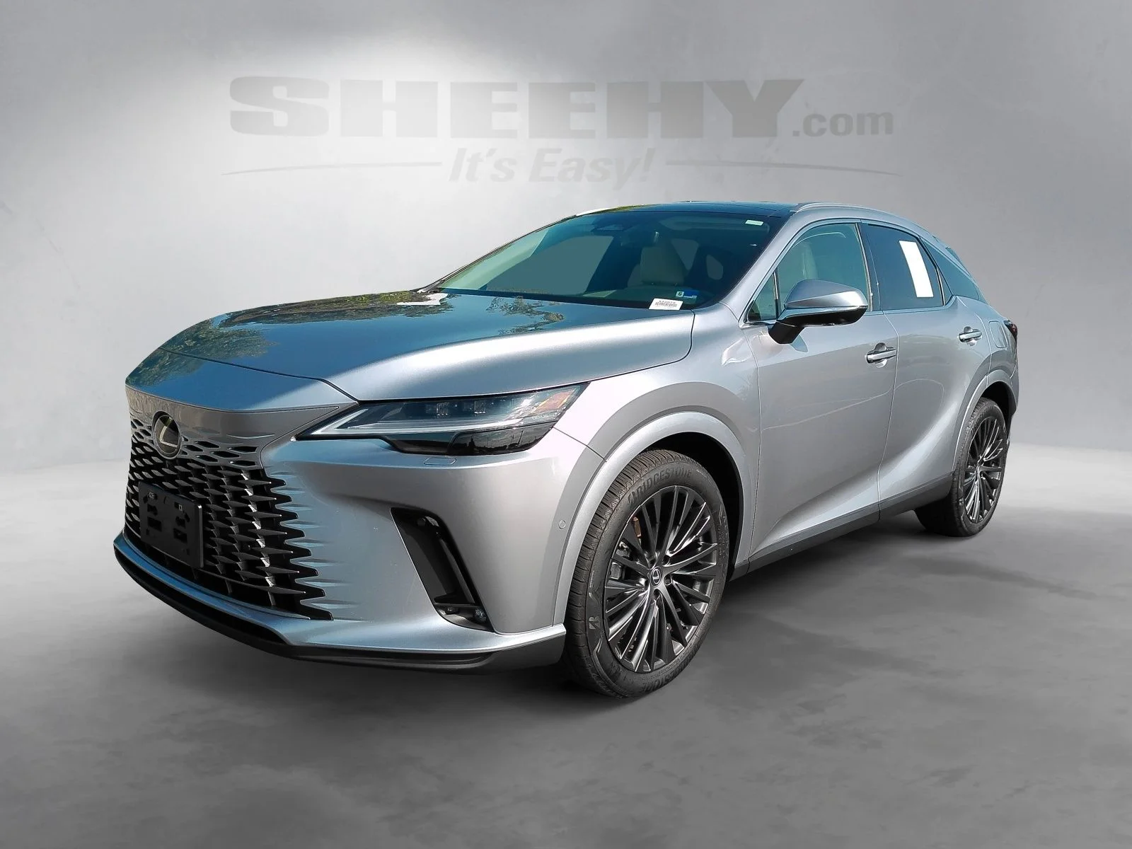 Used 2024 Silver Lexus 350h Luxury image 17