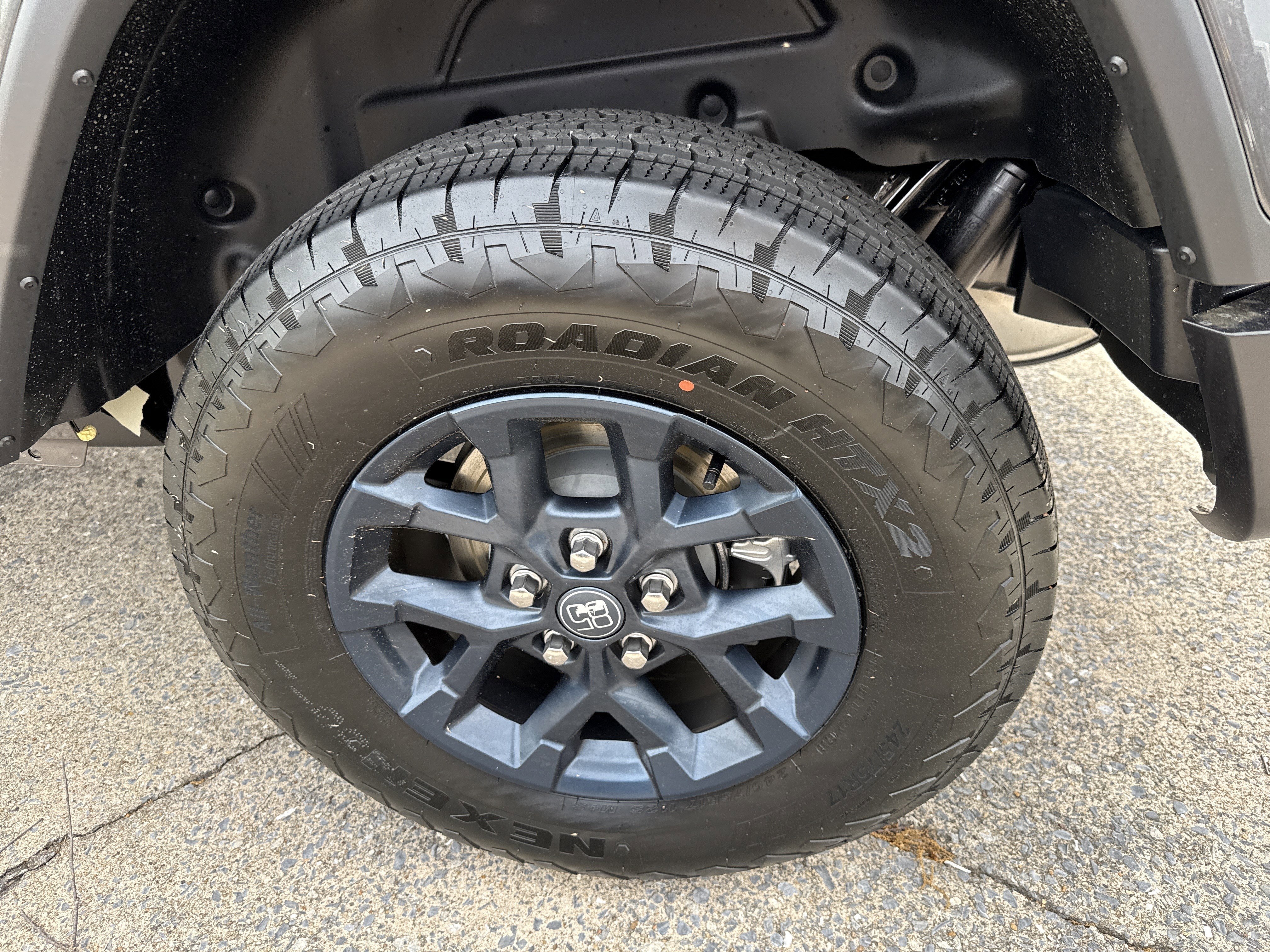 New 2026 Granite Crystal Metallic Clearcoat Jeep 85th Anniversary image 22