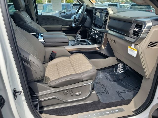 New 2026 Star White Metallic Tri-Coat Ford Platinum® image 19