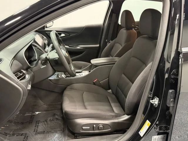 Used 2025 Black Chevrolet LT image 12