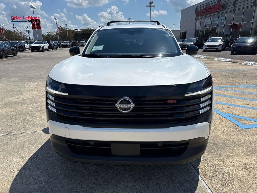 New 2027 Aspen White TriCoat Nissan SR image 2