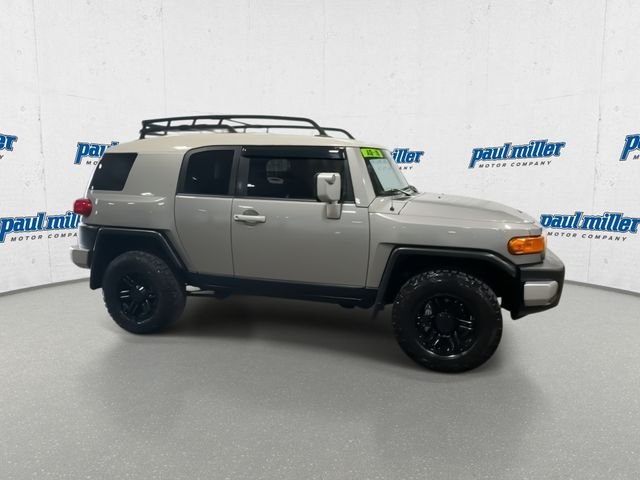 Used 2010  Toyota Base image 13