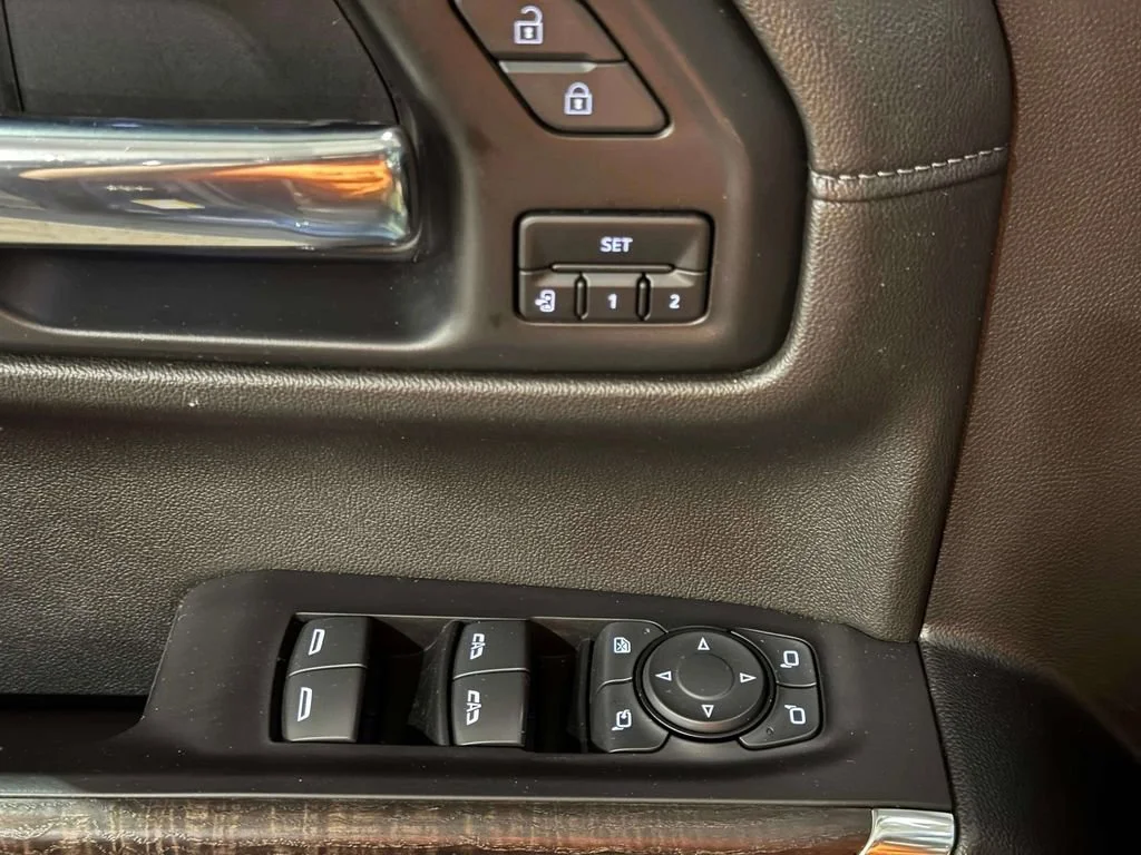 Used 2022 Pacific Blue Metallic GMC Denali image 21
