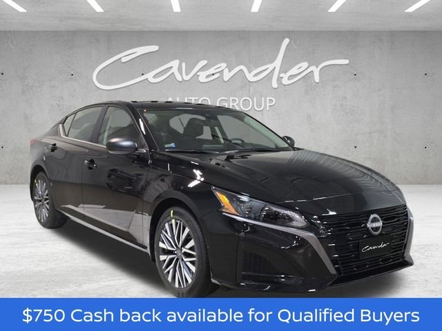 New 2026 Super Black Nissan SV image 2