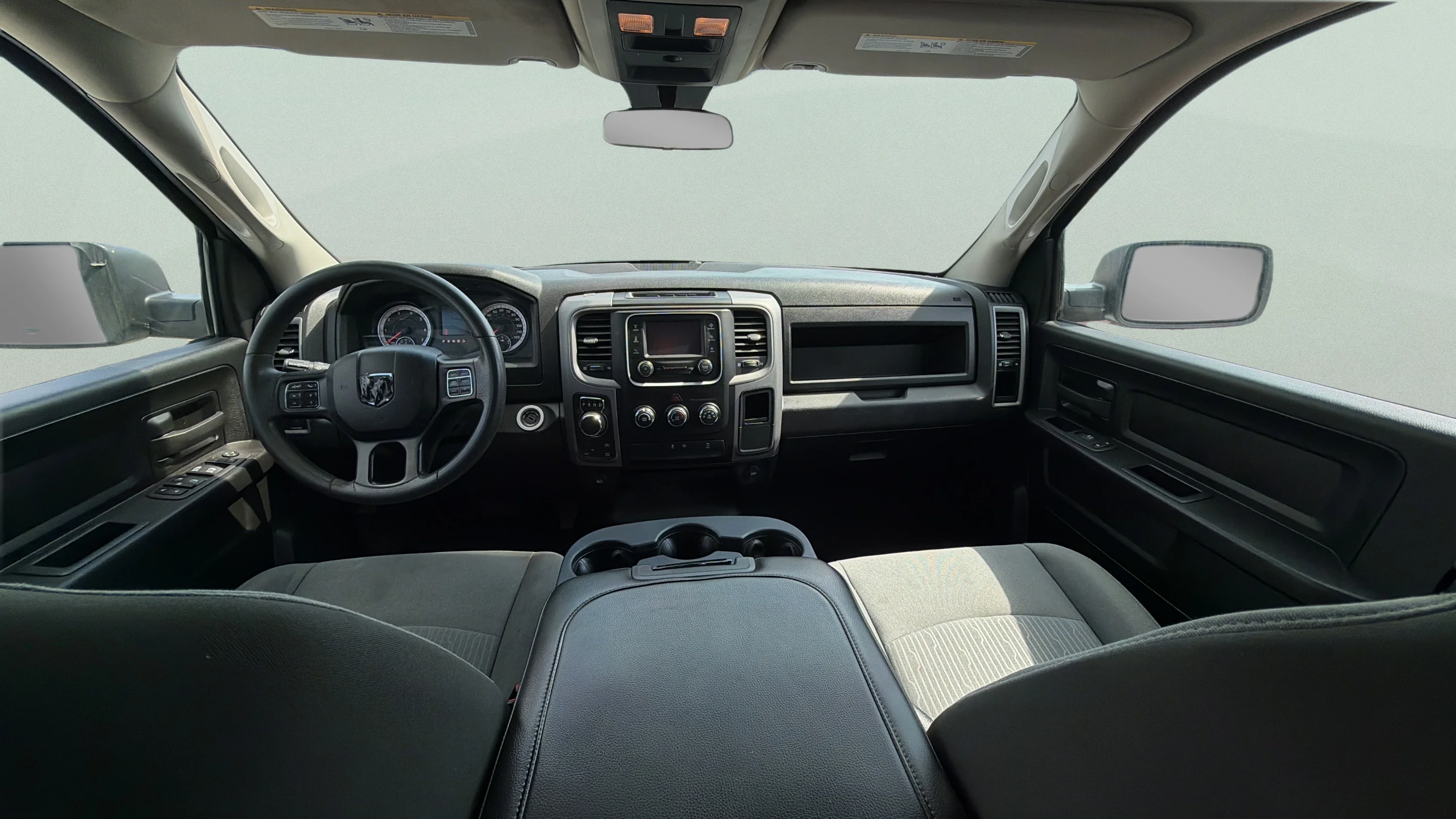 Used 2021 White Ram TRADESMAN image 9