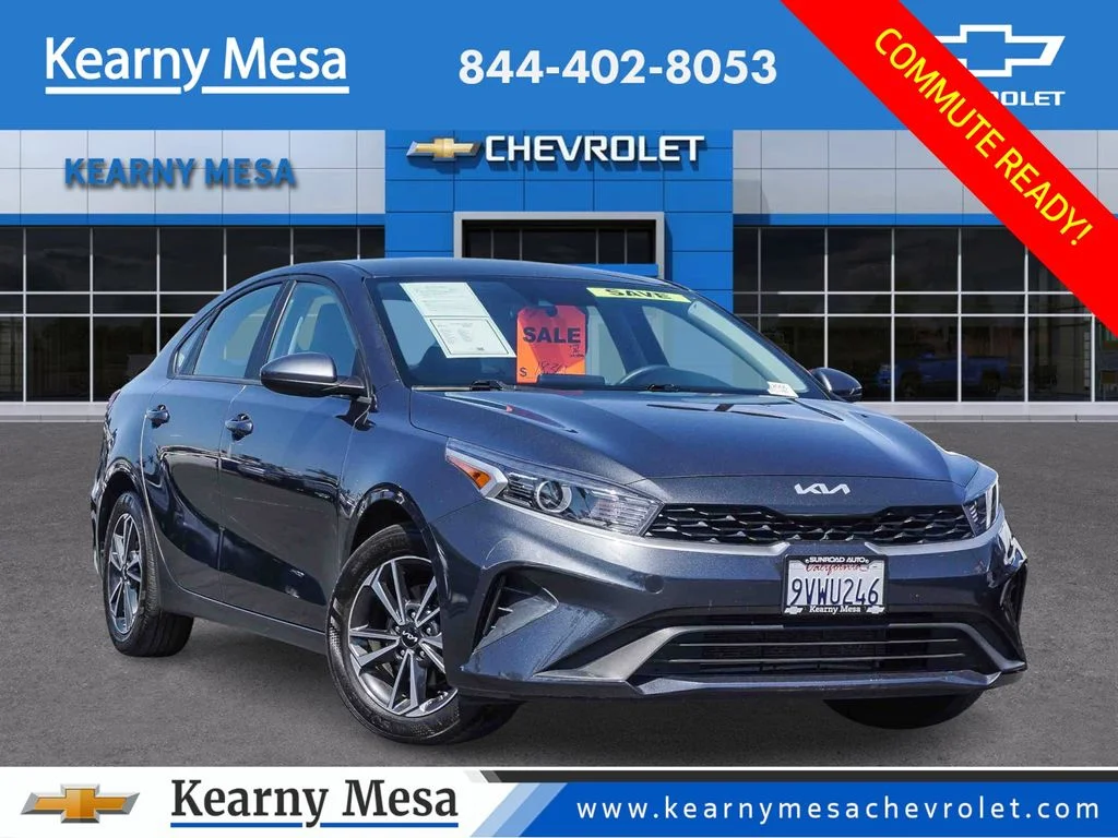 2024 Kia Forte LXS AT's photo