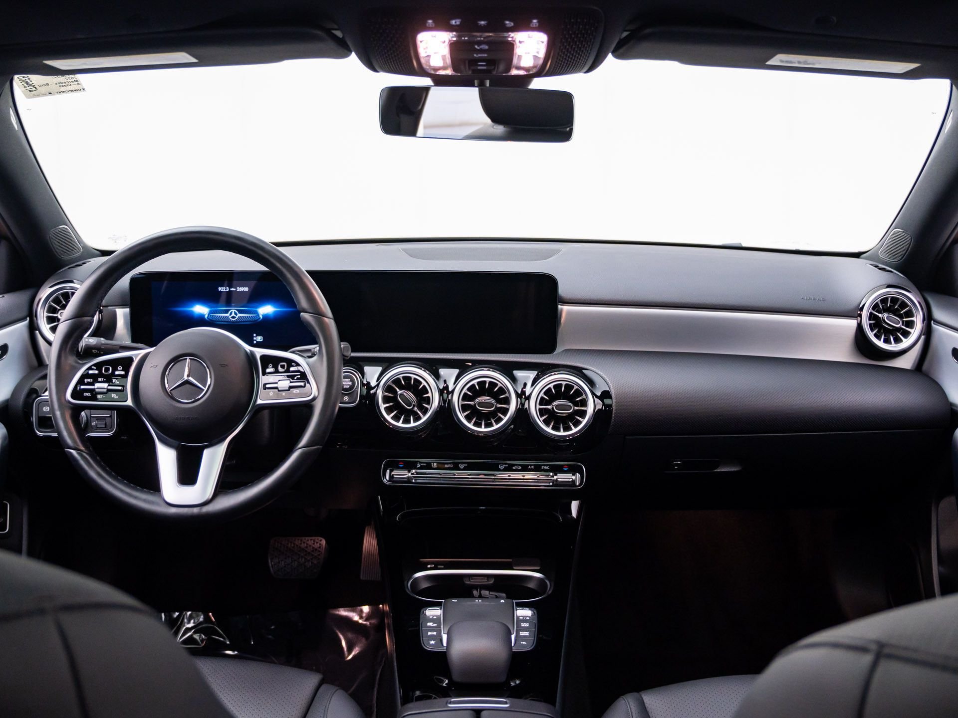 Used 2022  Mercedes-Benz A 220 image 10