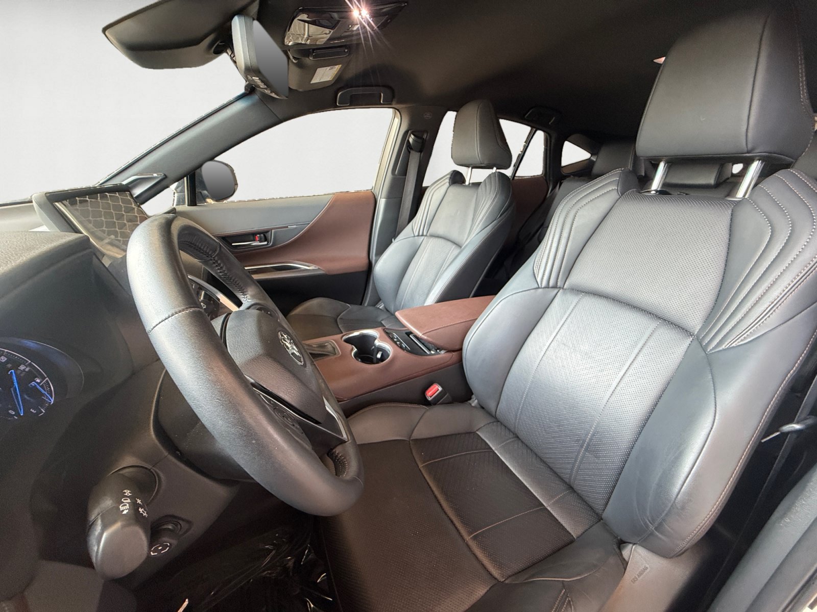 Used 2021 Blizzard Pearl Toyota Limited image 10