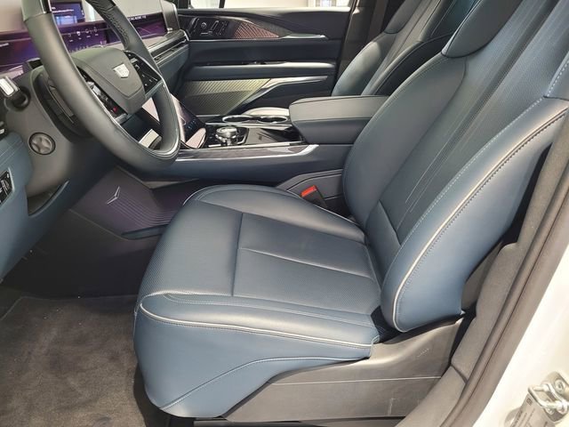 2025 Cadillac Escalade IQ Sport 2 - Photo 17