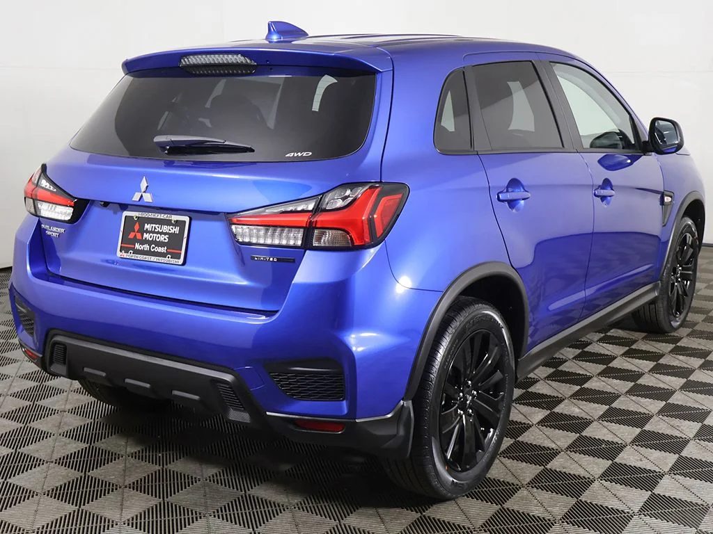 New 2026 Blue Mitsubishi 2.0 LE image 8