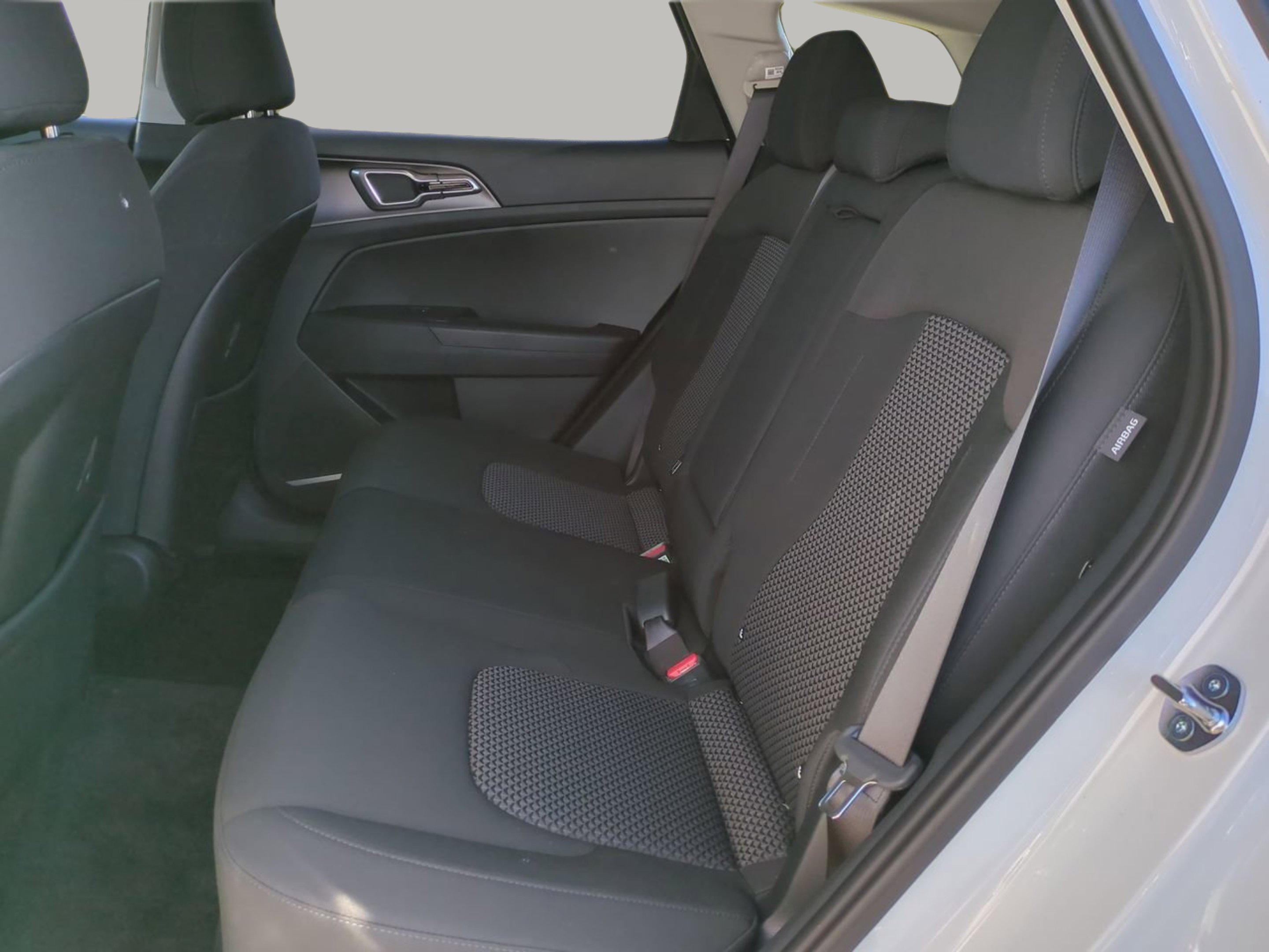 New 2026 Snow White Pearl Kia S image 15