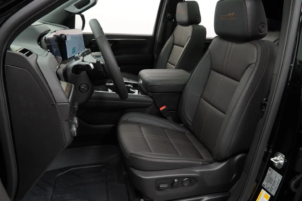 New 2026 Black Chevrolet High Country image 6