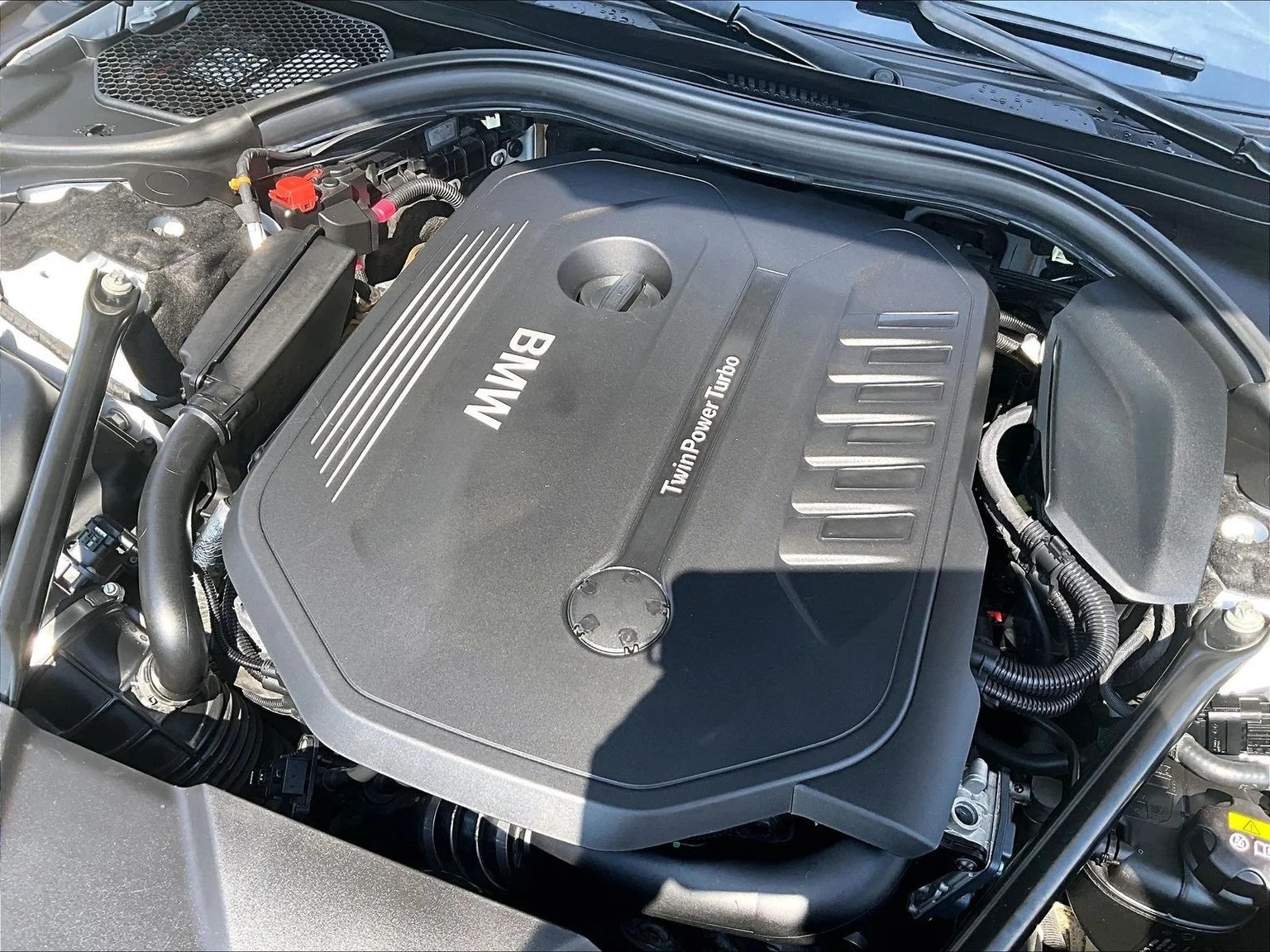 Used 2018 White BMW 740i xDrive image 35