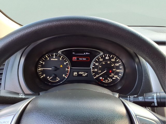 Used 2015 Black Nissan 2.5 S image 11
