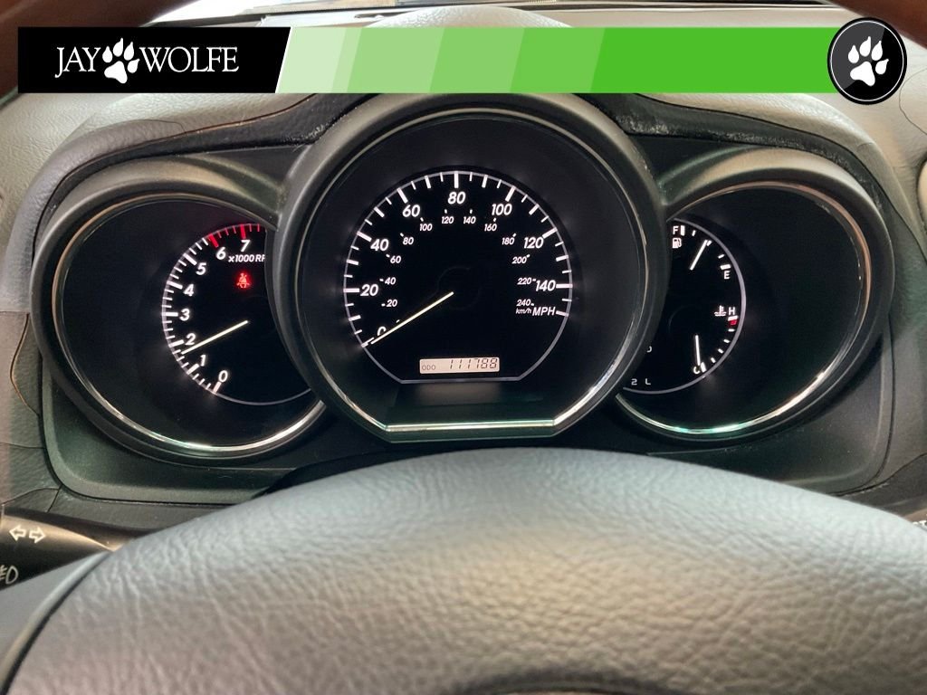 Used 2005  Lexus 330 image 14