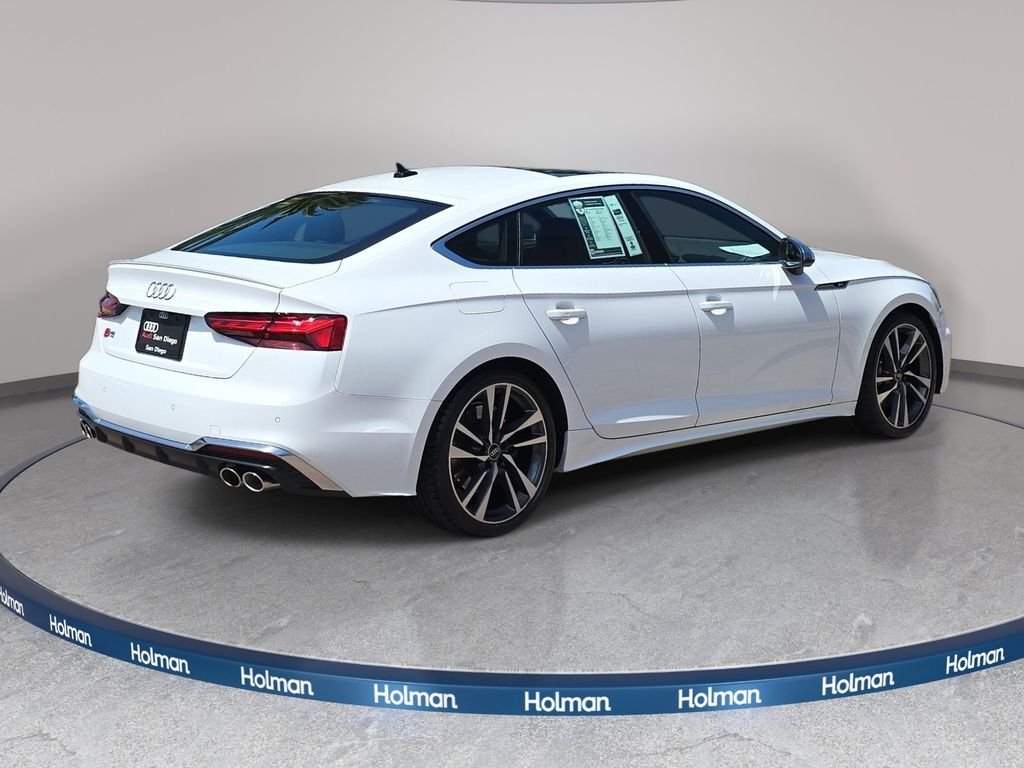 Used 2024 White Audi  image 6