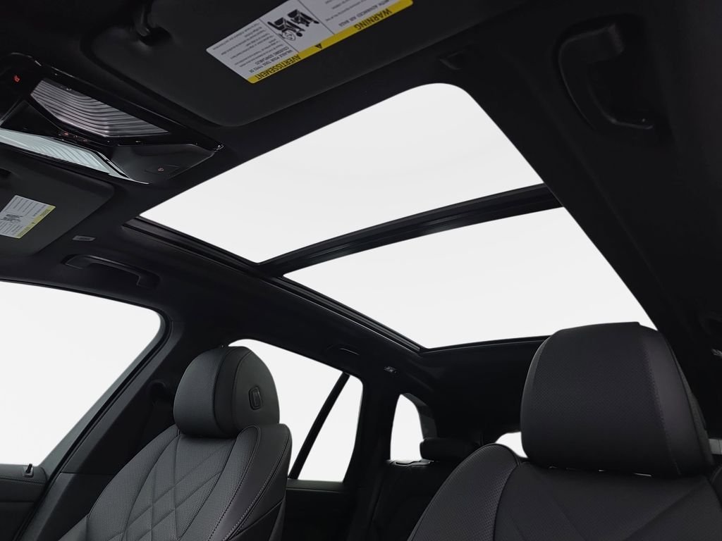 New 2026 Alpine White BMW xDrive40i image 29