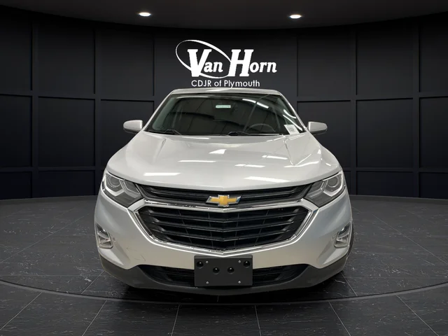 Used 2020 Chevrolet Equinox LT with VIN 2GNAXKEV3L6134438 for sale in Plymouth, WI