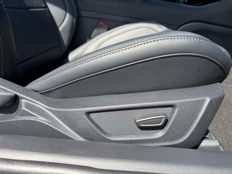 2025 Ford Mustang GT Premium Convertible - Photo 13