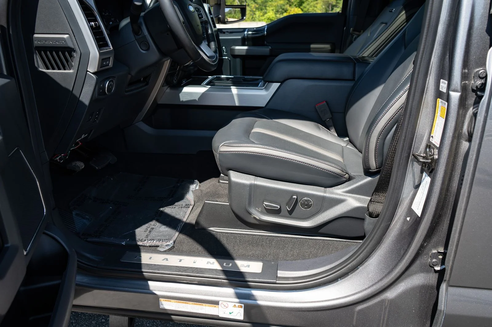 Used 2022 Gray Ford Platinum image 38