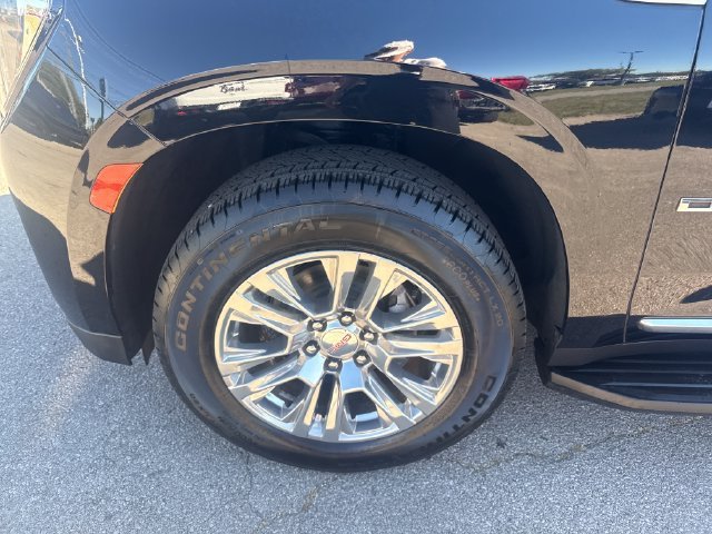 Used 2022 ONYX BLACK GMC Denali image 10
