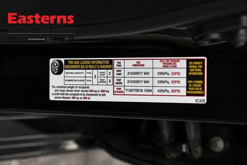 Used 2025 Black Nissan 2.5 SV image 33