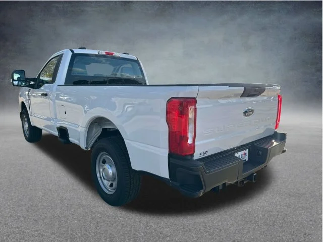 New 2026 Oxford White Ford F-350® XL image 34