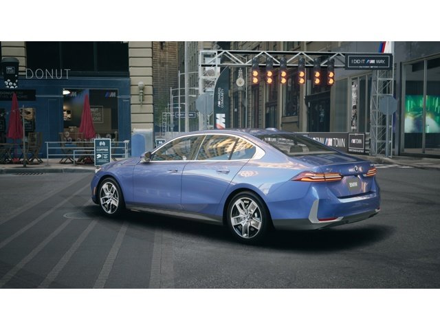 New 2026 Phytonic Blue Metallic BMW 530i xDrive image 2