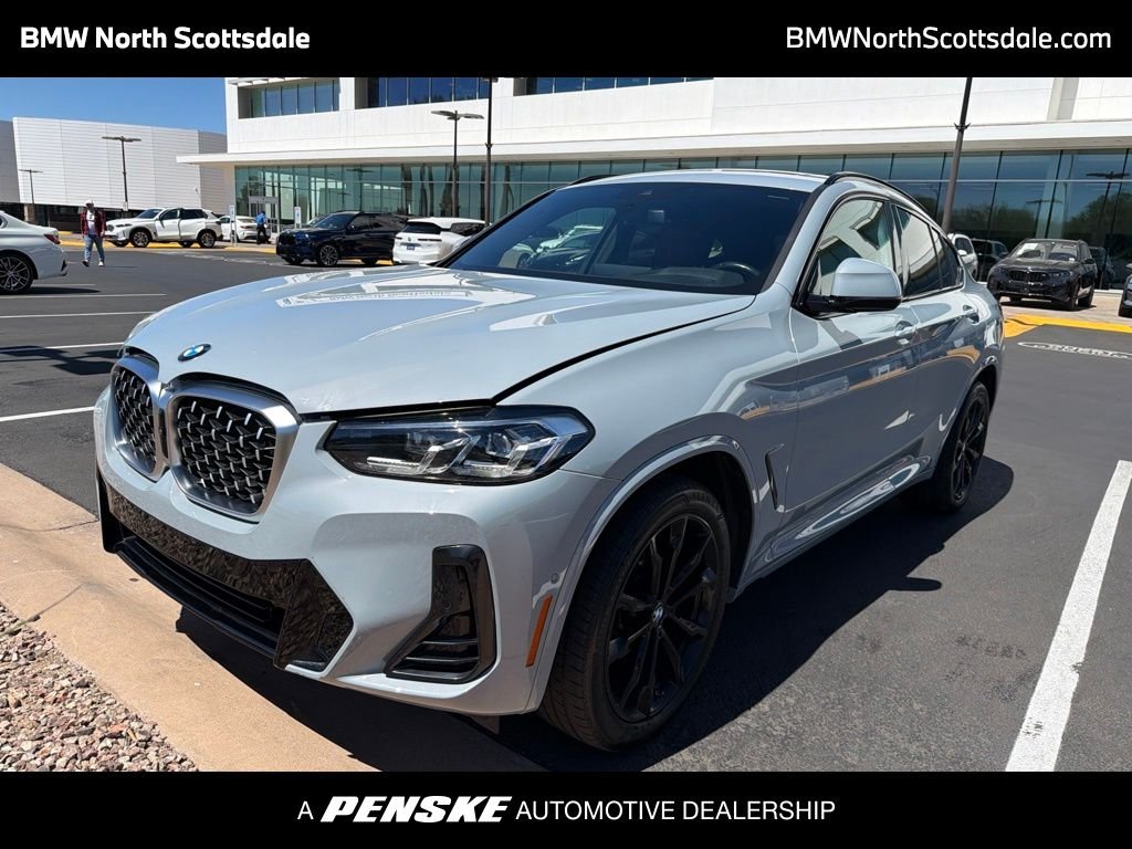 2023 BMW X4 xDrive30i's photo