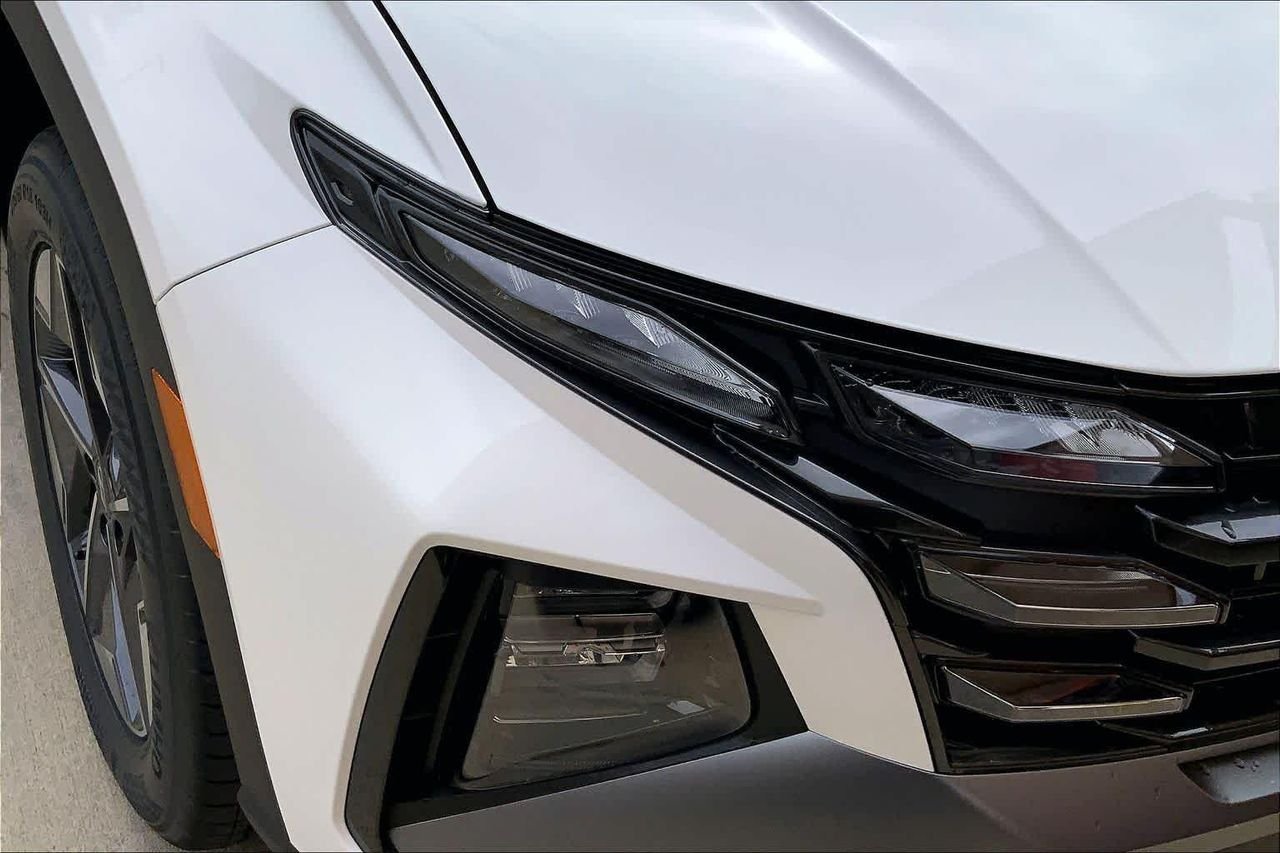 New 2026 Serenity White Pearl Hyundai SEL Premium AWD image 13