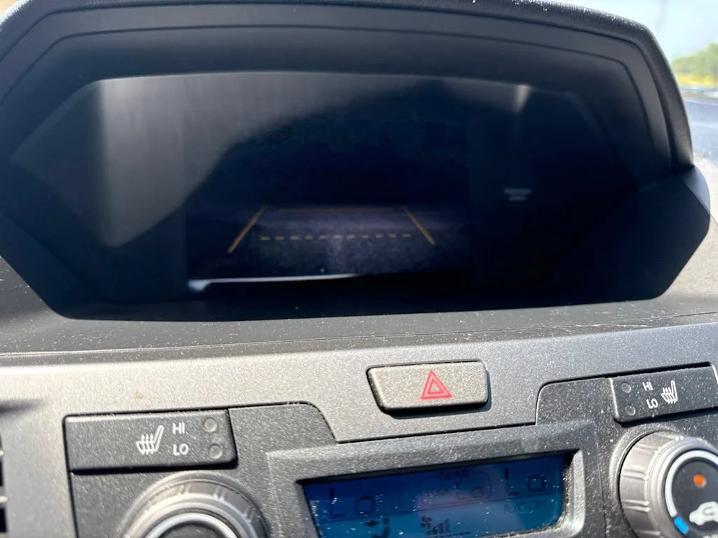 Used 2011 White Honda EX-L image 17