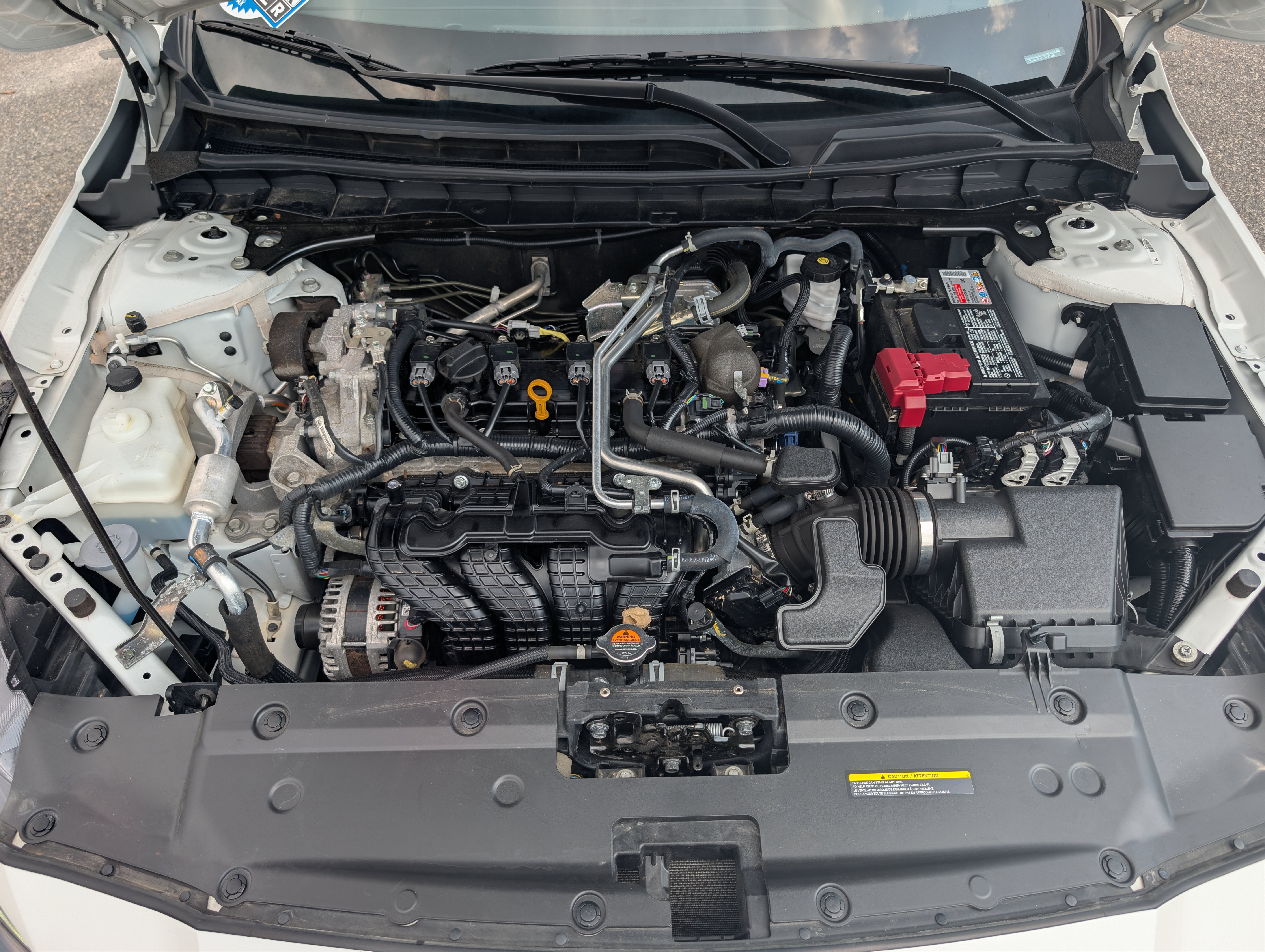 Used 2025 Pearl White Tricoat Nissan SR image 28