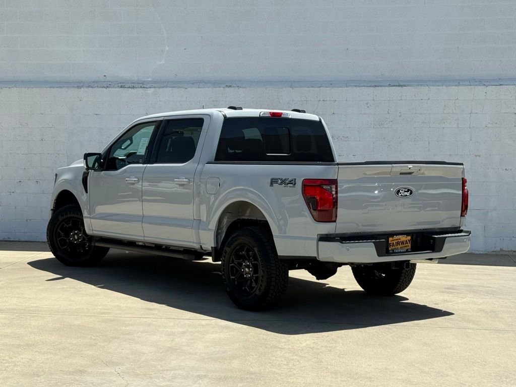 New 2026 Avalanche Ford XLT image 3