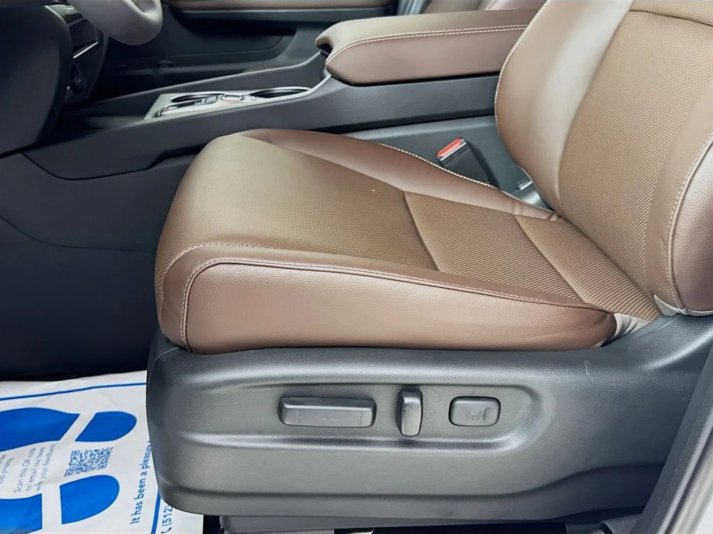 New 2026 Platinum White Pearl Honda RTL image 23