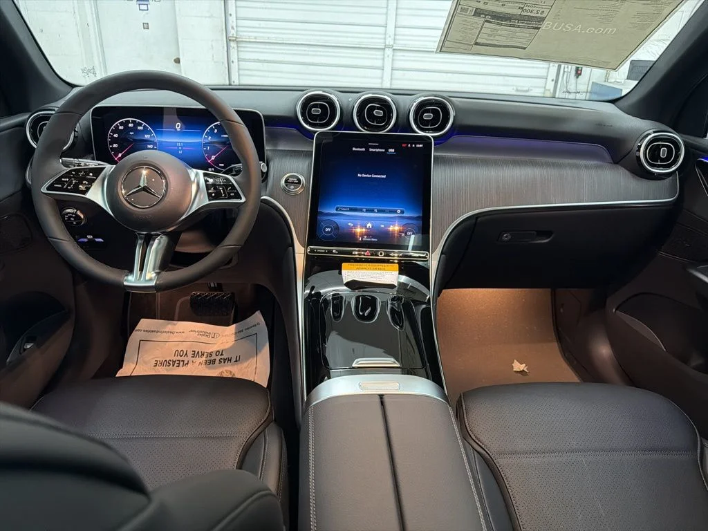 Used 2026 White Mercedes-Benz GLC 300 image 21
