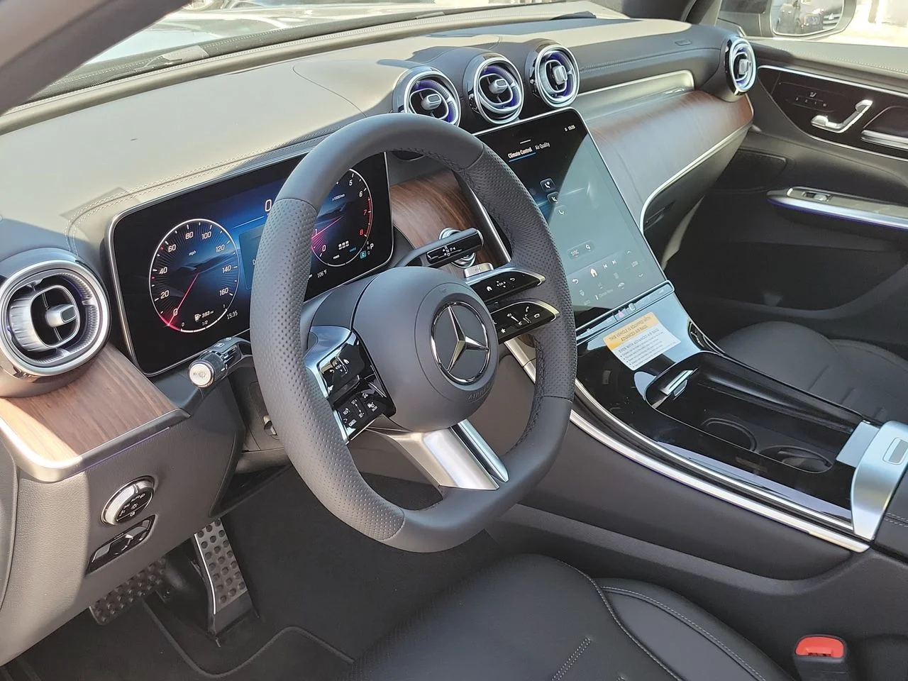 New 2027 Black Mercedes-Benz GLC 300 image 18