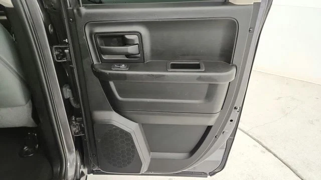 Used 2019 Granite Crystal Clearcoat Metallic Ram Express image 24