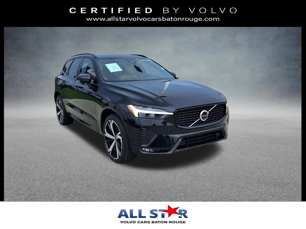 2024 Volvo XC60 B5 Ultimate Dark Theme AWD's photo