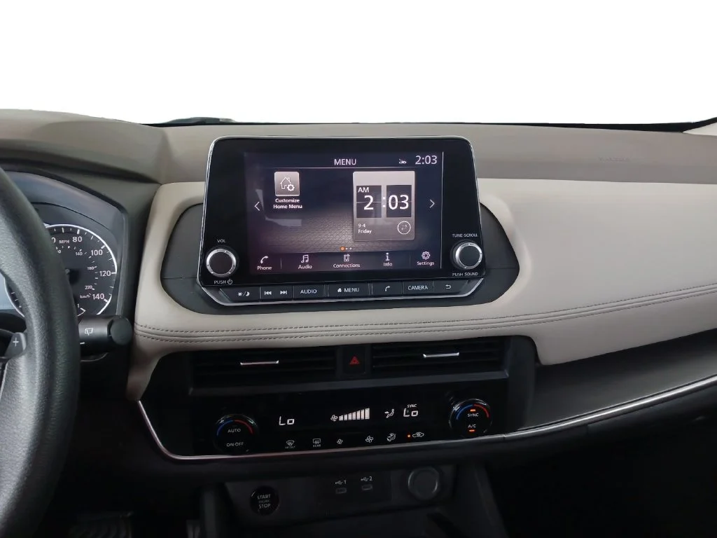 Used 2024 White Nissan SV image 12