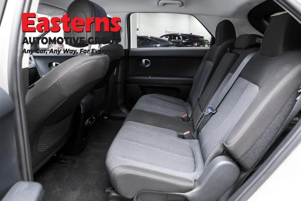 Used 2023 Gray Hyundai SE image 21