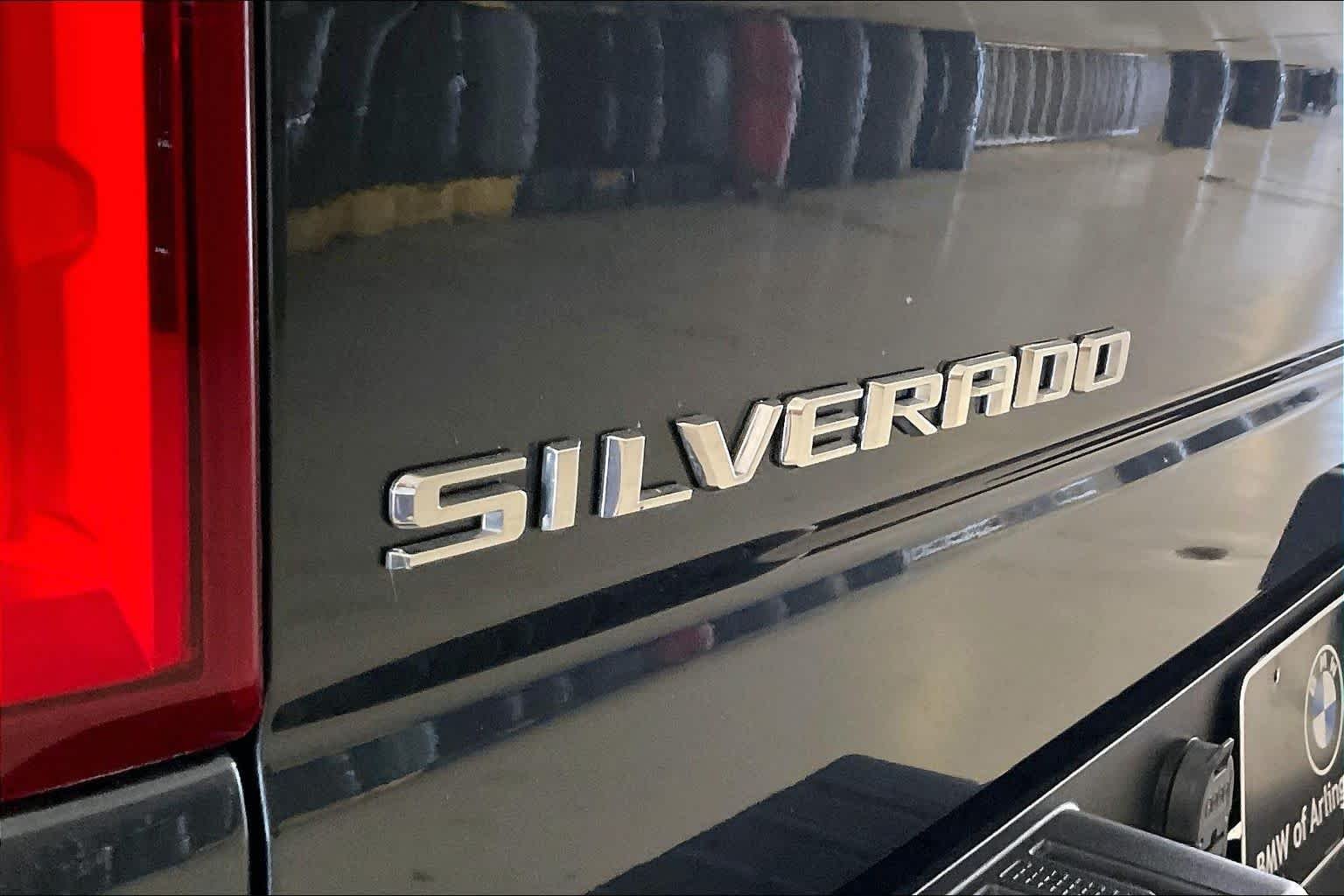 Used 2019 Shadow Gray Metallic Chevrolet RST image 30