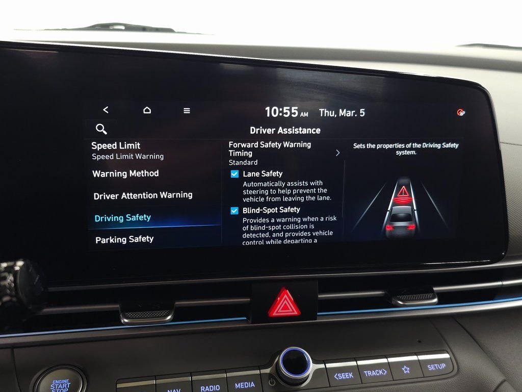 2024 Hyundai Elantra SEL - Photo 22
