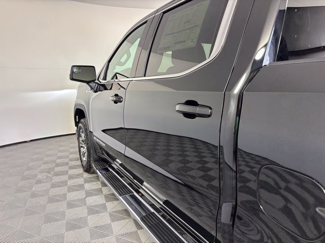New 2026 Onyx Black GMC SLE image 10