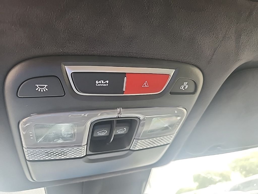 Used 2025 Black Kia SX-Prestige X-Line image 25