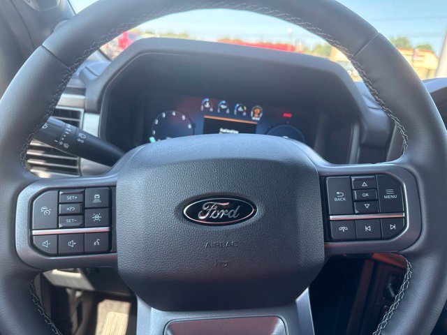 New 2026 Carbonized Gray Metallic Ford Lariat image 28